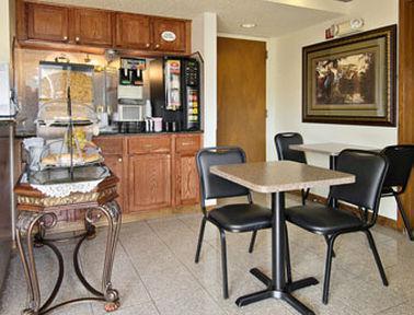 Motel Super 8 By Wyndham Ruston Restaurant foto